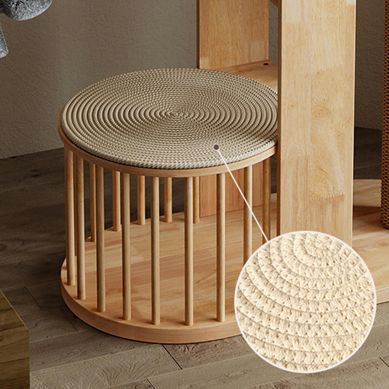 Na više nivoa drvene kule stan za penjanje okvirom mačje stablo Na više nivoa drvene kule stan za penjanje okvirom mačje stablo